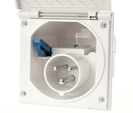 CEE White Electrical Socket with Cover