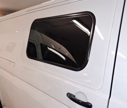 DWS Camper Window (Various Sizes) – with Blackout Blind & Mosquito Net