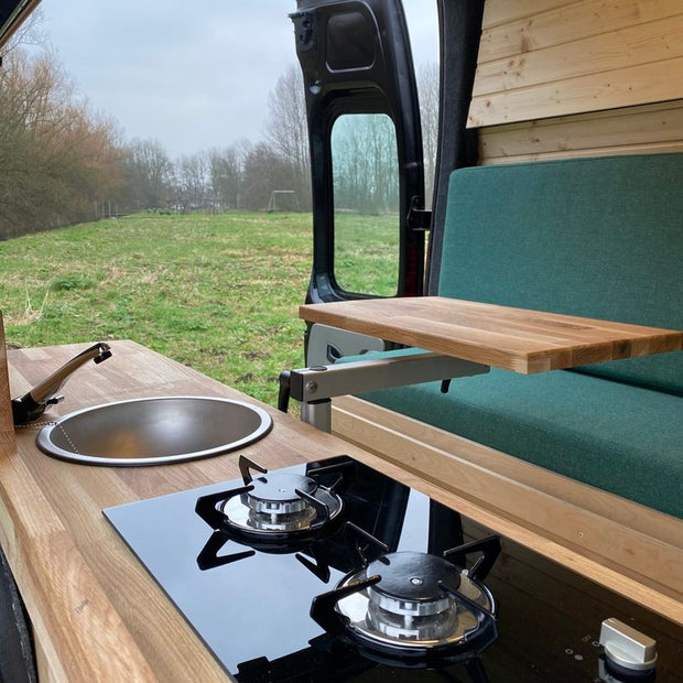 <h2>Bekväm matlagning i </h2><h2>din campervan</h2>